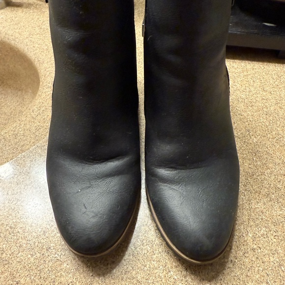 Soul by Naturalizer Black Ankle Boots - Picture 7 of 7